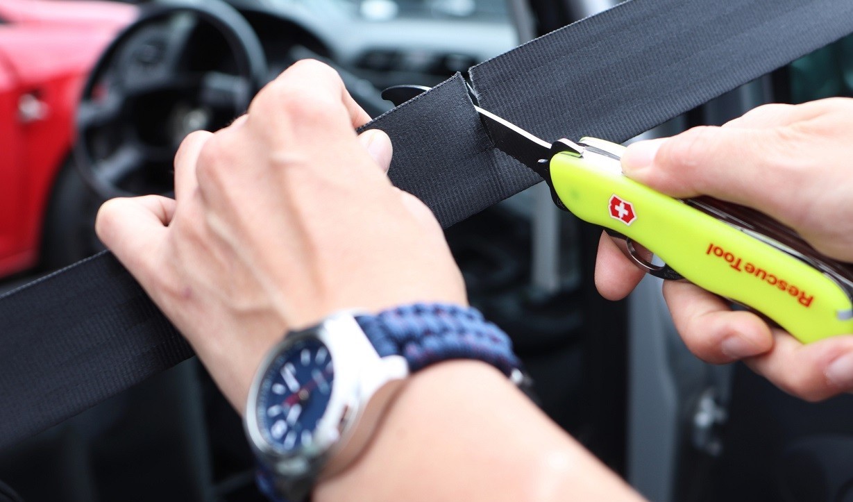 pasy zachranarsky nuz